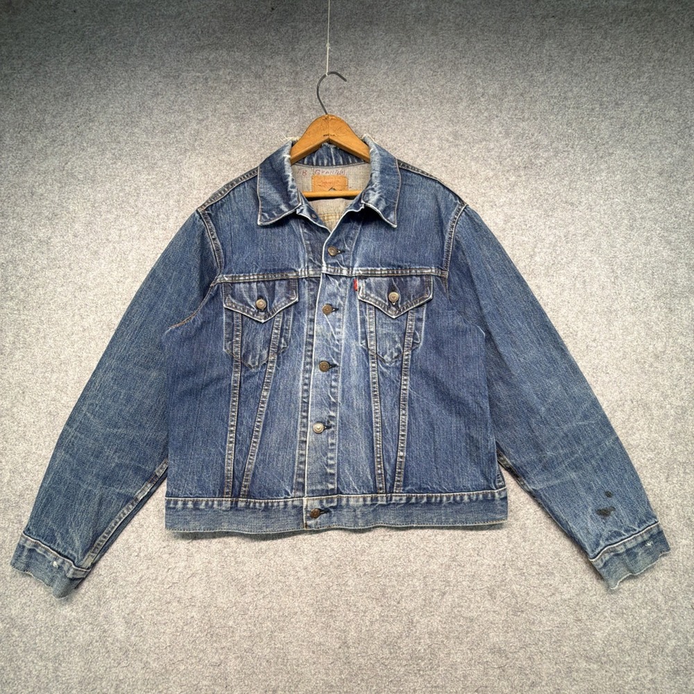 Vintage Levi's 70505 Denim Jacket 2 Pocket Button Size 40 Made in USA